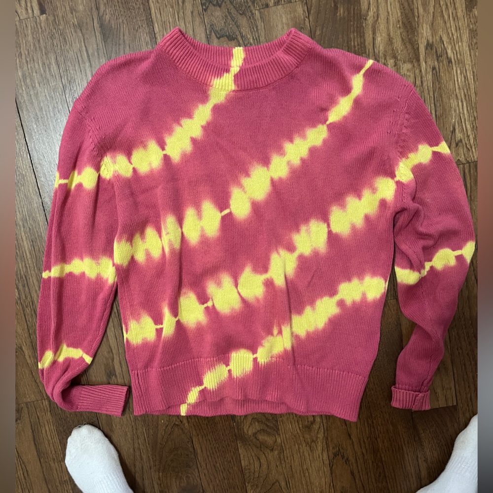 Urban outfitters tie dye sweater. Size XS.